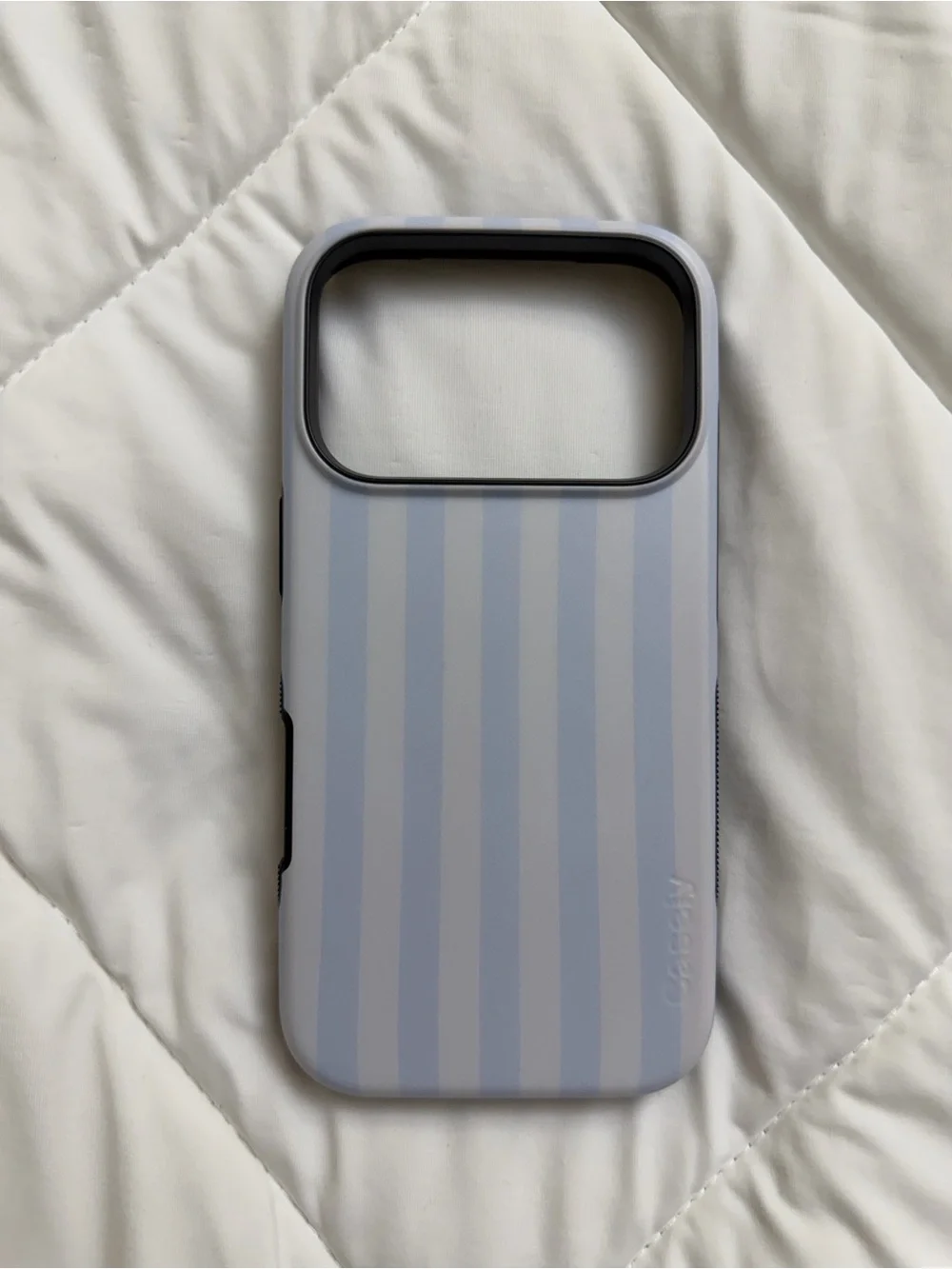 Casely iPhone 17 pro Blue Stripes MagSafe case BOLD